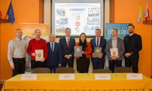 UNIMOT supports Zawadzkie municipality and develops CSR